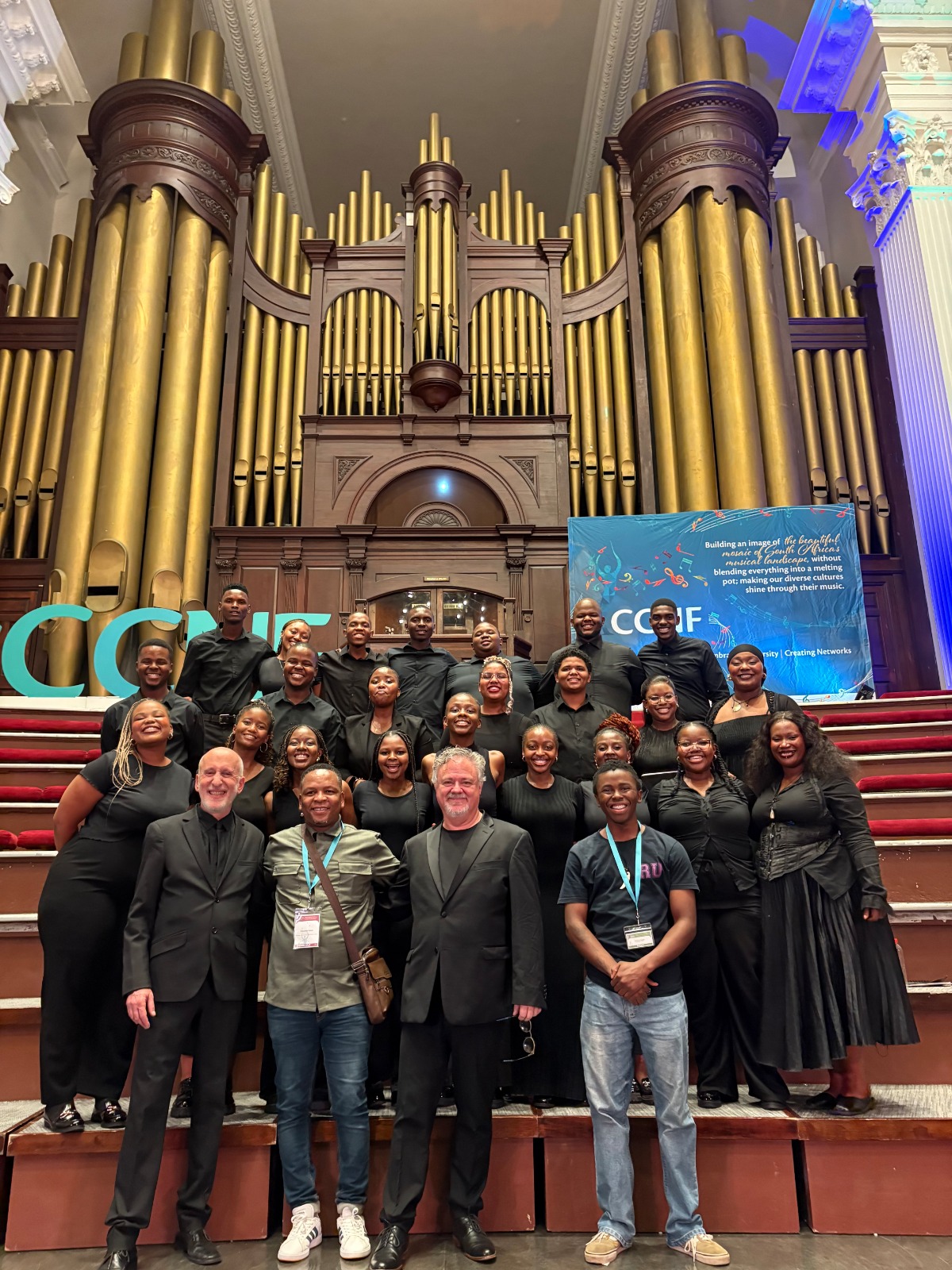 The discipline and precision required for the Cape Town performance mirror the dedication celebrated during graduation week. This year is especially significant as Rhodes University honours icons of art and justice, including actress Leleti Khumalo, sculptor Maureen Quin, and Advocate Wim Trengove SC, affirming the University’s belief that the arts are central to the ethical life of society. 