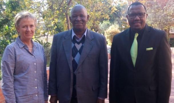 Professor Di Wilmot (Dean), MEC Mr M Makupula and Professor E Mqwashu (HOD)