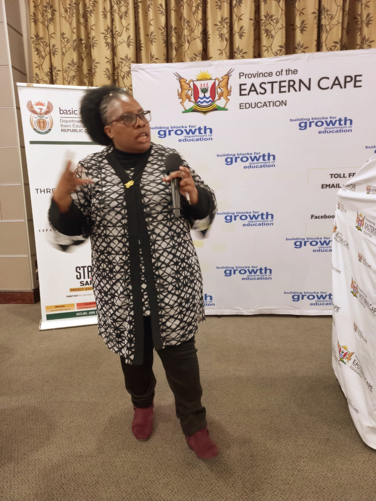 Dr Rethabile Mawela presents at the seminar