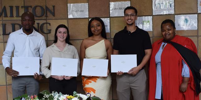 Singular Systems Award for IS3 Sys Dev - Kate Jackson-Moss, Naledi Mabusela, Banoyolo Sicwebu, Daniel Spies, Thulebona Tsele