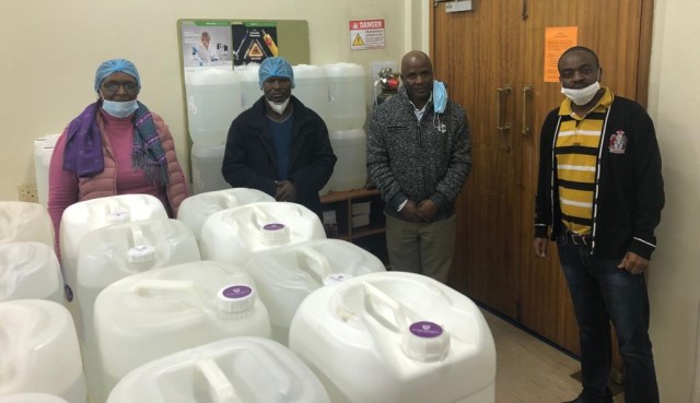 [L to R] Dr Tembakazi Silwana, Director of Plant and Crop Production Research; Mr Zolani Mkile, Scientific Manager of Analytical Services; Dr Mfundo Maqubela, Director of Technology Transfer Services from Dohne Agricultural Development Institute of the Department of Rural Development and Agrarian Reform; and Professor Sandile Khamanga, Dean of Pharmacy at Rhodes University.
 

