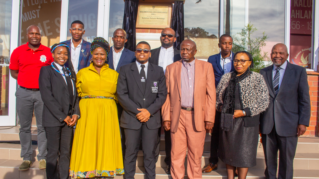 Rhodes University leadership, members of the Student Representative Council and the Mahlangu family during the renaming ceremony on Friday. 
Photo cred: Vusumzi Fraser Tshekema.