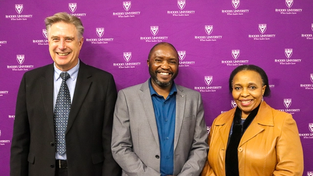 [L-R] DVC: Research and Innovation, Professor Peter Clayton; Associate Professor of Inorganic-Analytical Chemistry, Professor Philani Mashazi; DVC: Academic and Student Affairs, Professor 'Mabokang Monnapula-Mapesela