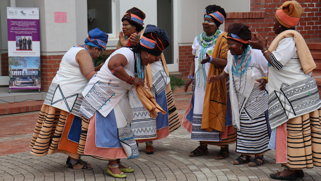 Women singing in celebration of Mqhayi Day 