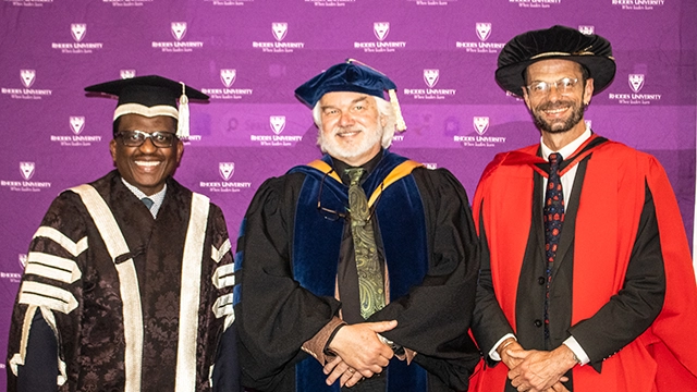 [L-R] Professor Sizwe Mabizela, Professor Stephen Prevec, Professor Tony Booth