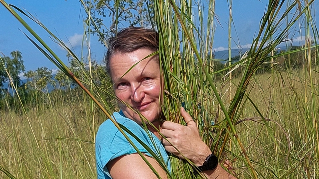 Associate Professor of Botany, Suzi Vetter