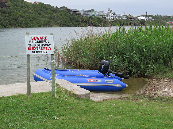 boat launch Kleinemonde